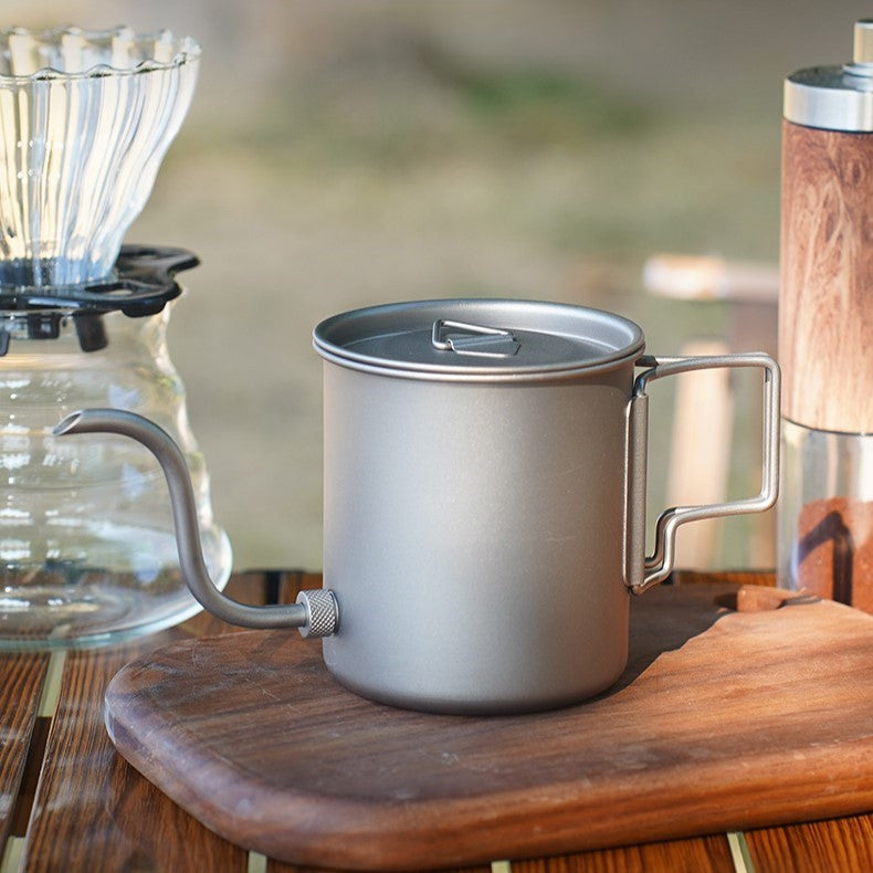 Set per Caffè e Tè in Titanio Puro per Escursioni in Zona Selvaggia