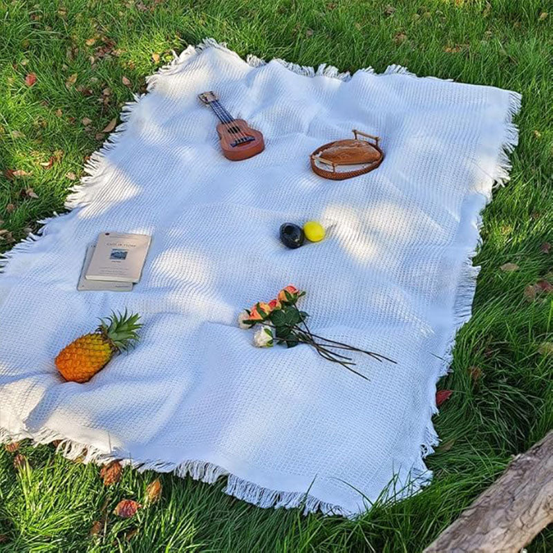 Oversized Sand-Resistant Picnic Blanket