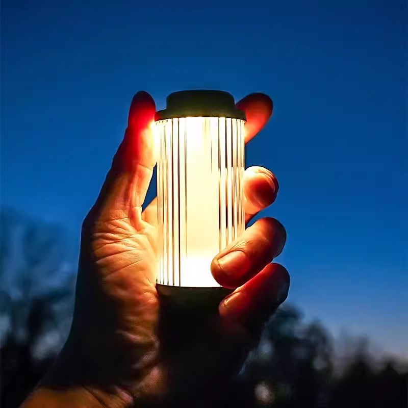 Luce LED da campeggio da appendere per esterni con adesivi