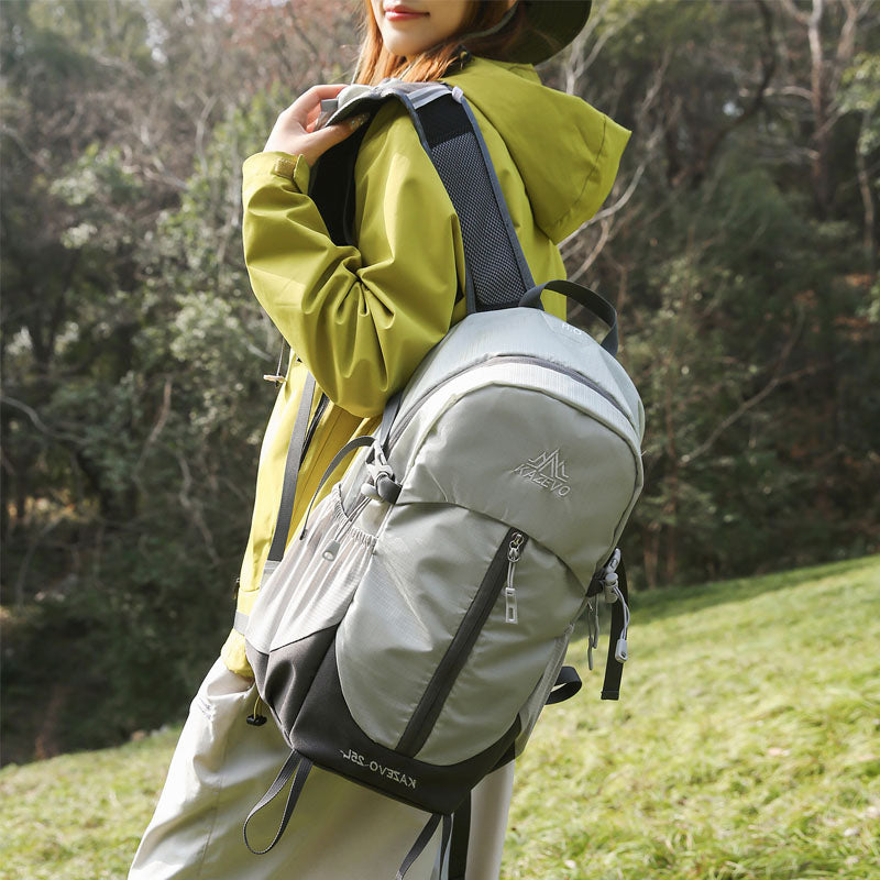 25L Hiking Backpack With Water Bladder Port
