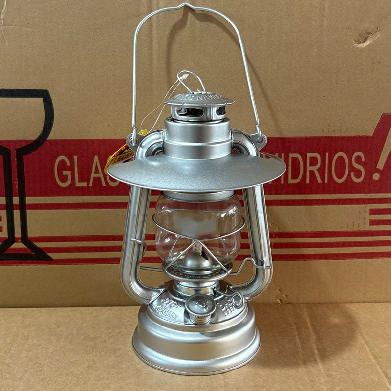 Retro Kerosene Oil Lamp for Camping Decor