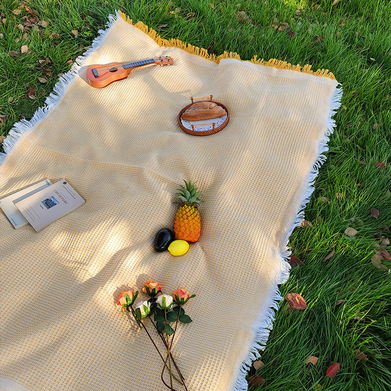 Oversized Sand-Resistant Picnic Blanket