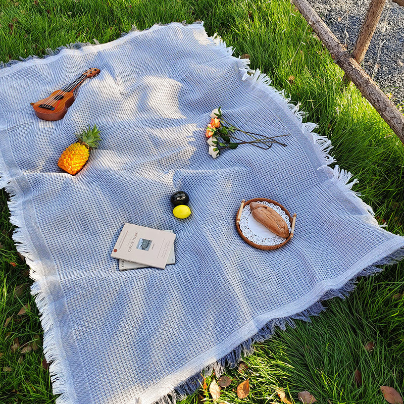 Oversized Sand-Resistant Picnic Blanket